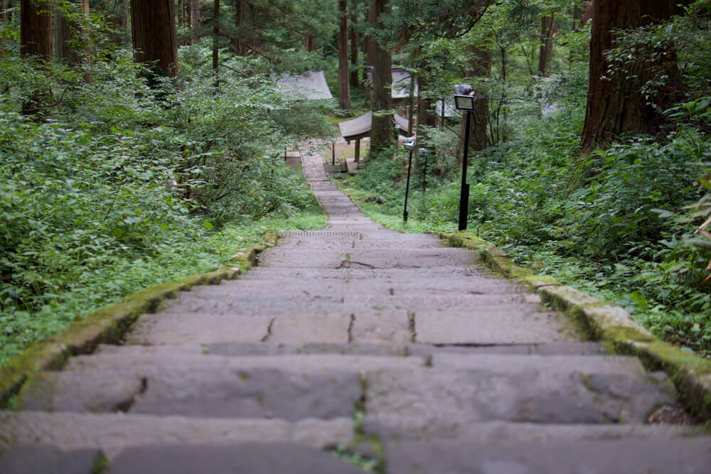 The Shukubo are conveniently located near the entrance to Mt. Haguro of the Dewa Sanzan